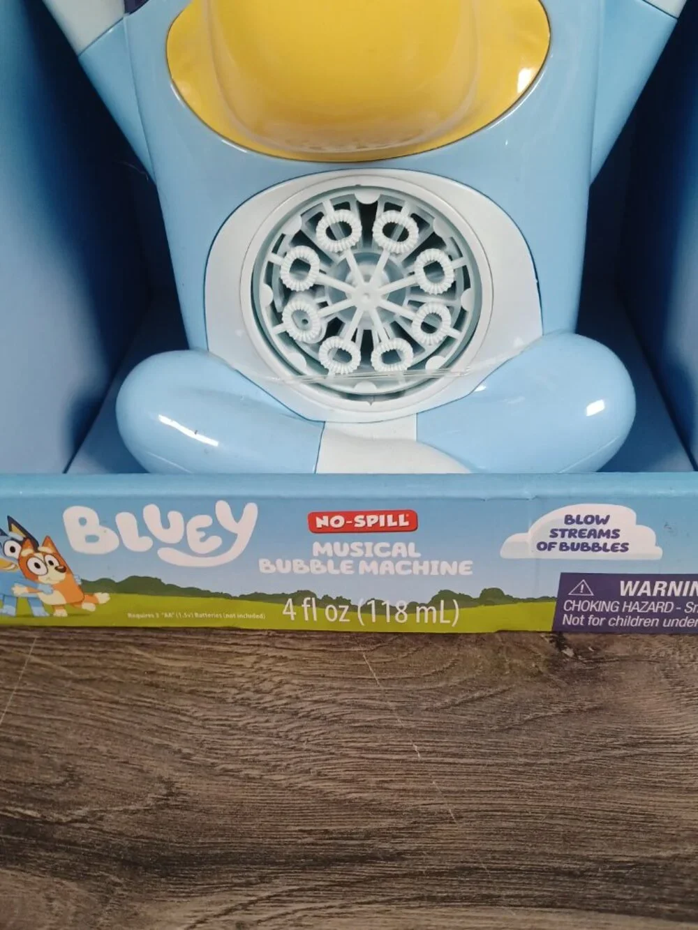 New In Box Bluey No Spill Musical Bubble Machine Plays Music Children's Toy
